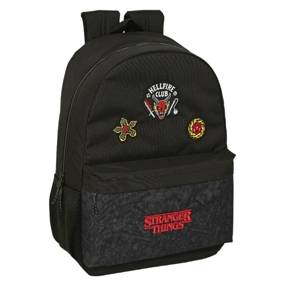 Mochila Escolar Adap. 46cm STRANGER THINGS Preta | Ref. 248.612387758
