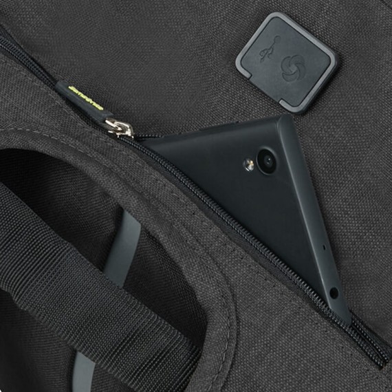 Samsonite Mochila Anti-Roubo para Portátil 15.6'' c/ Porta USB SECURIPAK Preta | Ref. 92KA600109 Samsonite Mochila Anti-Roubo para Portátil 15.6'' c/ Porta USB SECURIPAK Preta | Ref. 92KA600109