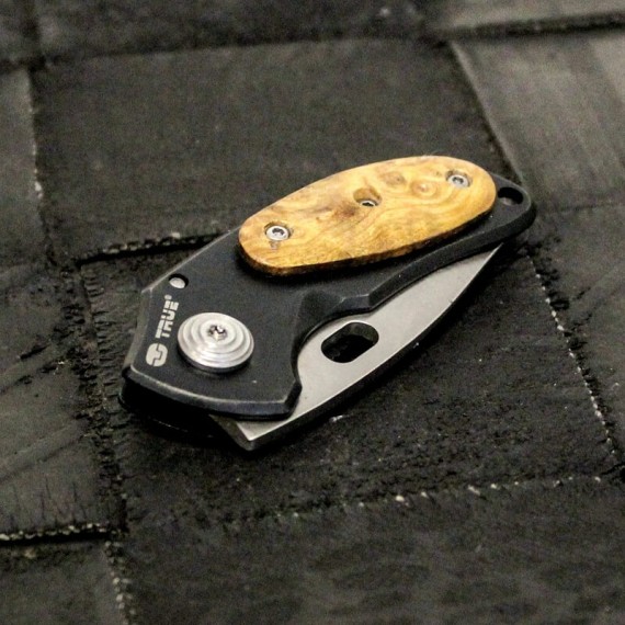 True Utility TU576 Porta Chaves Faca Cabo de Madeira | Ref. 314.TU576