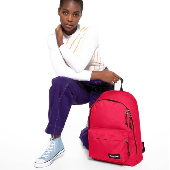 Mochila Eastpak para Portátil OUT OF OFFICE Hibiscus Pink | Ref. 267.767G57