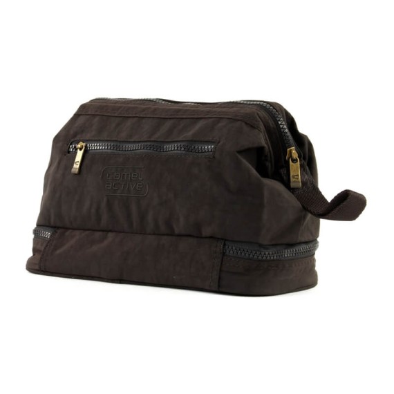 Camel Active Bolsa de Cosméticos JOURNEY Castanha | Ref. 91B0040120 Camel Active Bolsa de Cosméticos JOURNEY Castanha | Ref. 91B0040120