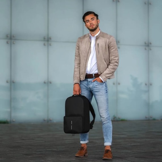 XD Design Mochila Anti-Roubo Expansível Flex Gym Bag Preta | Ref. 309.P705801