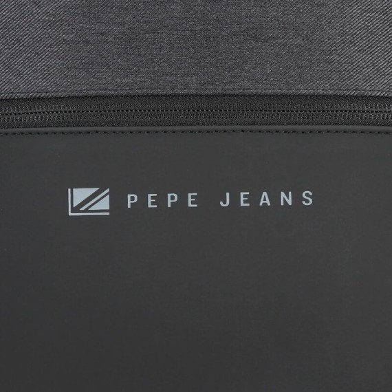 Mochila para Portátil 12” Adapt. 2C Pepe Jeans JARVIS Preta | Ref. 186.7122131 Mochila para Portátil 12” Adapt. 2C Pepe Jeans JARVIS Preta | Ref. 186.7122131