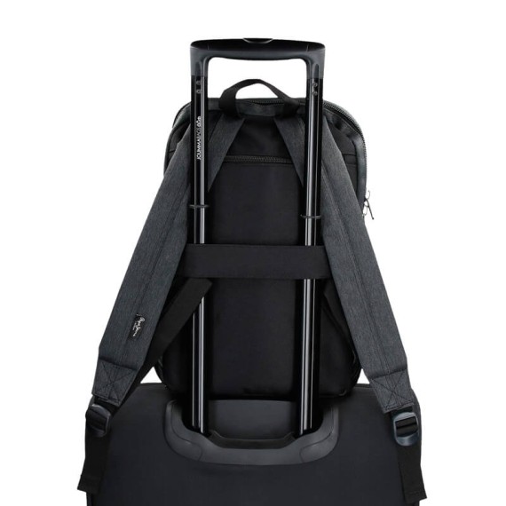Mochila para Portátil 12” Adapt. 2C Pepe Jeans JARVIS Preta | Ref. 186.7122131 Mochila para Portátil 12” Adapt. 2C Pepe Jeans JARVIS Preta | Ref. 186.7122131