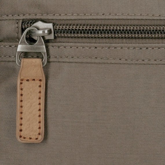 Bolsa de Mão Pepe Jeans BREMEN Taupe | Ref. 186.7164131 Bolsa de Mão Pepe Jeans BREMEN Taupe | Ref. 186.7164131