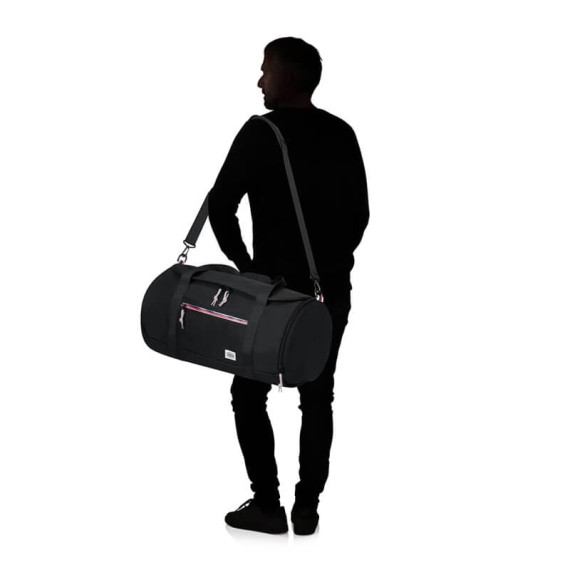 American Tourister Saco de Viagem 55cm UPBEAT Preto | Ref. 9293G00909