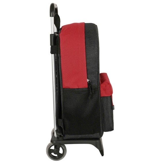 Mochila Escolar 43cm c/ Carro Harry Potter WITCHCRAFT GRYFFINDOR Preto | Ref. 248.612230313 Mochila Escolar 43cm c/ Carro Harry Potter WITCHCRAFT GRYFFINDOR Preto | Ref. 248.612230313