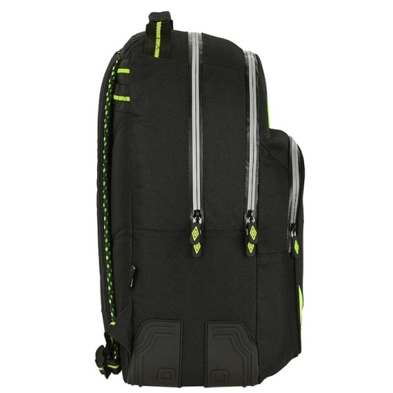 Mochila Escolar Adaptável 42cm 2C Umbro ESSENTIALS Preto | Ref. 248.612237773