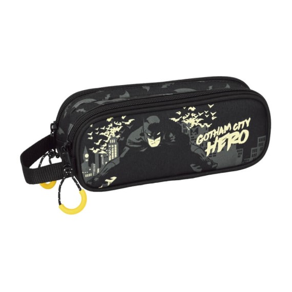 Estojo Escolar Duplo Compartimento Batman HERO Preto | Ref. 248.812269513 Estojo Escolar Duplo Compartimento Batman HERO Preto | Ref. 248.812269513