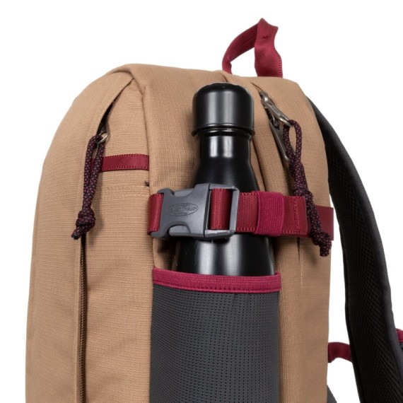 Mochila para Portátil 16” Eastpak OUT SAFEPACK Out Brown | Ref. 267.BEL9A8