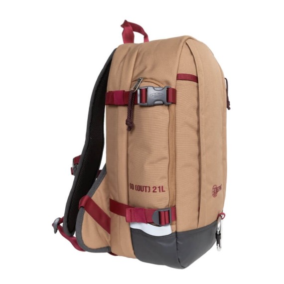 Mochila para Portátil 16” Eastpak OUT SAFEPACK Out Brown | Ref. 267.BEL9A8
