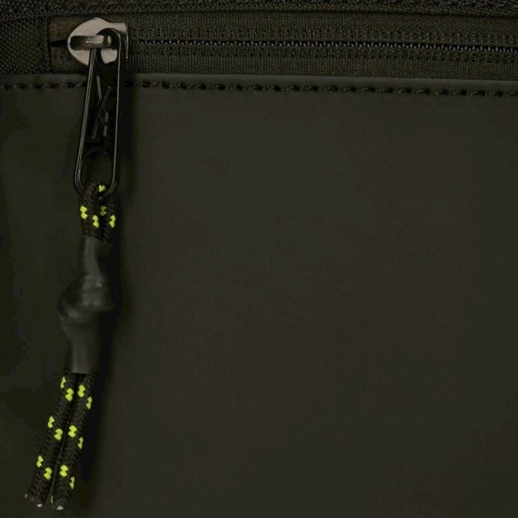 Bolsa de Tiracolo 2C Pequena Reebok HAMILTON Preta | Ref. 186.8825121 Bolsa de Tiracolo 2C Pequena Reebok HAMILTON Preta | Ref. 186.8825121