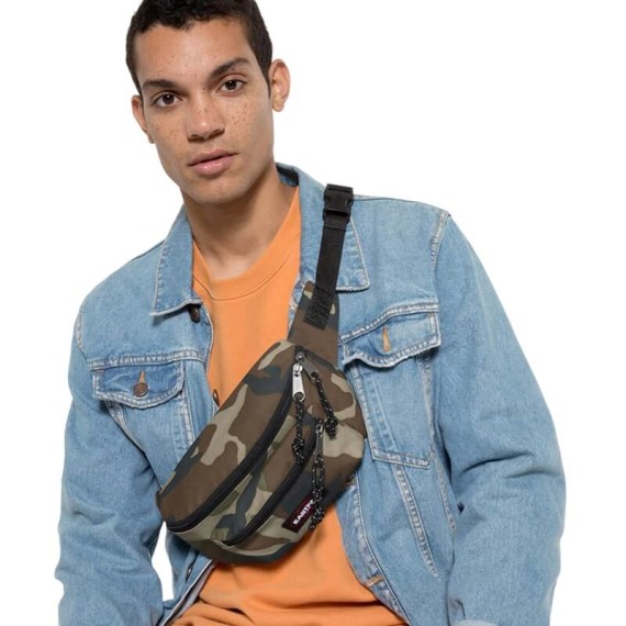 Bolsa de Cintura Eastpak DOGGY BAG Camo | Ref. 267.35073181 Bolsa de Cintura Eastpak DOGGY BAG Camo | Ref. 267.35073181