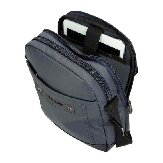Bolsa de Tiracolo para Tablet 2C Pepe Jeans HATFIELD Azul Escuro | Ref. 186.7775732 Bolsa de Tiracolo para Tablet 2C Pepe Jeans HATFIELD Azul Escuro | Ref. 186.7775732