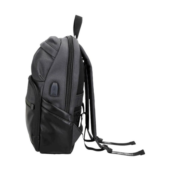 Mochila para Portátil 12” C/ USB Pepe Jeans GRAYS Preta | Ref. 186.7792031 Mochila para Portátil 12” C/ USB Pepe Jeans GRAYS Preta | Ref. 186.7792031