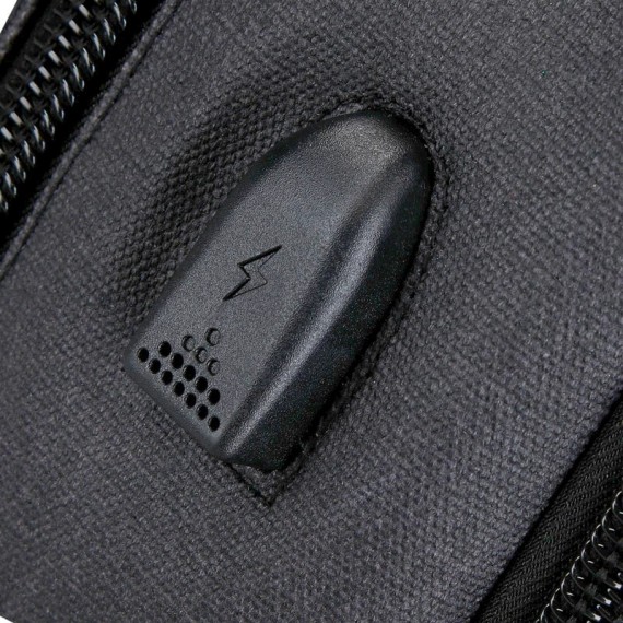 Mochila para Portátil 15.6” e Tablet 2C. Pepe Jeans GRAYS Preta | Ref. 186.7792531