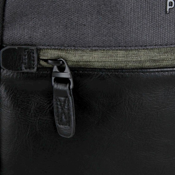 Mochila para Portátil 15.6” e Tablet 2C. Pepe Jeans GRAYS Preta | Ref. 186.7792531