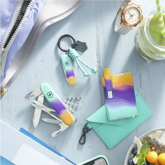 Swiss Card Classic VICTORINOX Sydney Style | Ref. 320.07100.E222 Swiss Card Classic VICTORINOX Sydney Style | Ref. 320.07100.E222