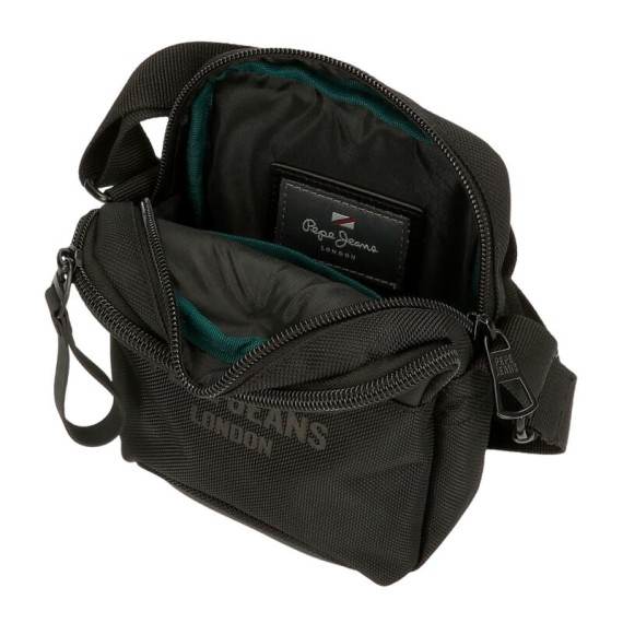 Bolsa de Tiracolo Pequena 2C PEPE JEANS Bromley 24 Preta | Ref. 186.7065141 Bolsa de Tiracolo Pequena 2C PEPE JEANS Bromley 24 Preta | Ref. 186.7065141