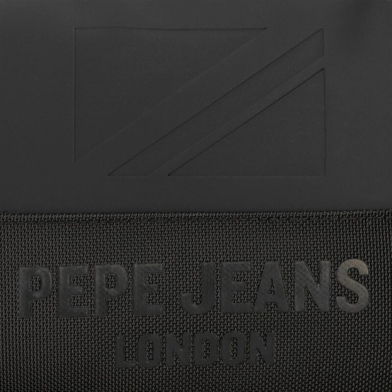 Bolsa de Tiracolo Pequena 2C PEPE JEANS Bromley 24 Preta | Ref. 186.7065141 Bolsa de Tiracolo Pequena 2C PEPE JEANS Bromley 24 Preta | Ref. 186.7065141