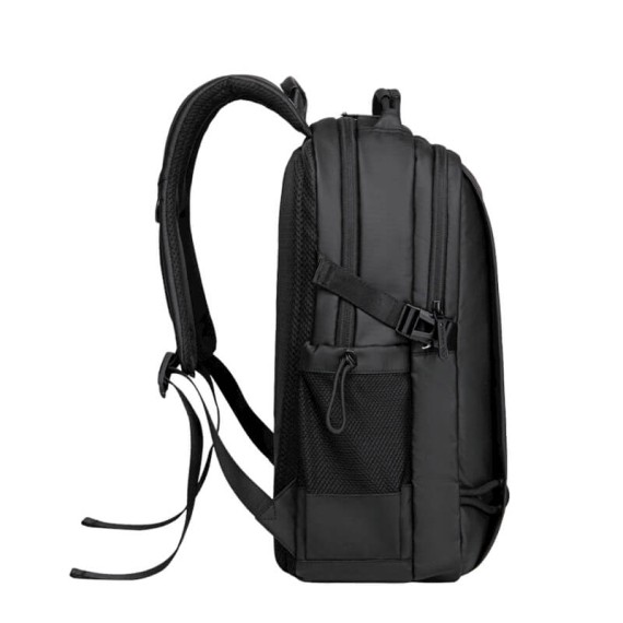 Mochila para Portátil 15.6” ARCTIC HUNTER Preta B00530 | Ref. 235.ARMO346