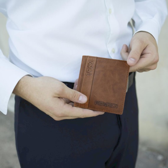 Carteira Vertical 3CC LOIS Elk Camel | Ref. 237.20720602