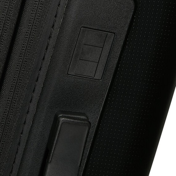 AMERICAN TOURISTER Mala Média 67cm 4R EXP. DashPop Preta | Ref. 92MG500219