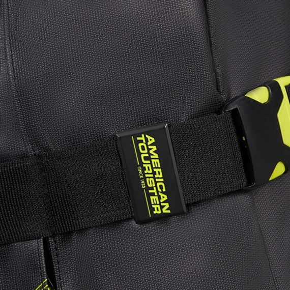 AMERICAN TOURISTER Saco de Viagem 78.5cm 2R Urban Track Preto/Lima | Ref. 92MD120319