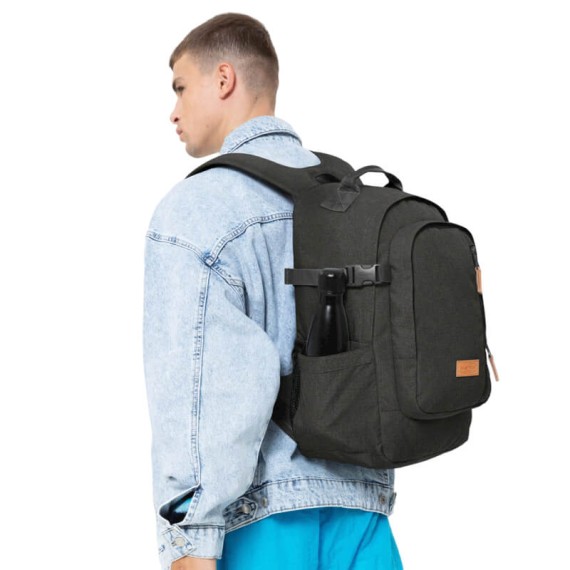 Mochila para Portátil 15” EASTPAK Smallker CS Black Denim | Ref. 267.BEX0B4