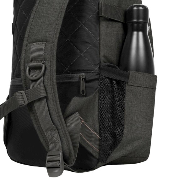 Mochila para Portátil 15” EASTPAK Smallker CS Black Denim | Ref. 267.BEX0B4
