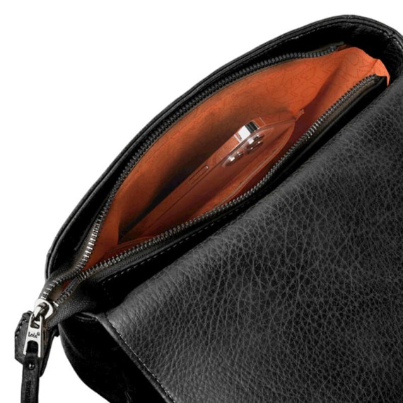 Mochila de Senhora Casual LOIS Camden Preta | Ref. 237.32469901