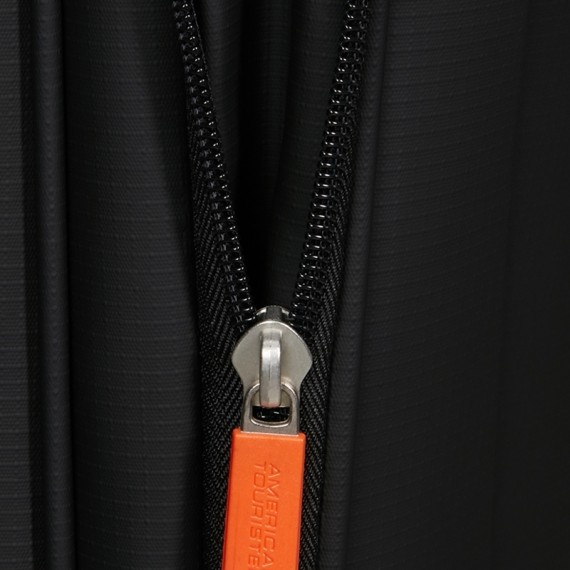 AMERICAN TOURISTER Mala de Cabine 55cm 4R Coated Exp. SummerRide Preta | Ref. 92ME710509 AMERICAN TOURISTER Mala de Cabine 55cm 4R Coated Exp. SummerRide Preta | Ref. 92ME710509