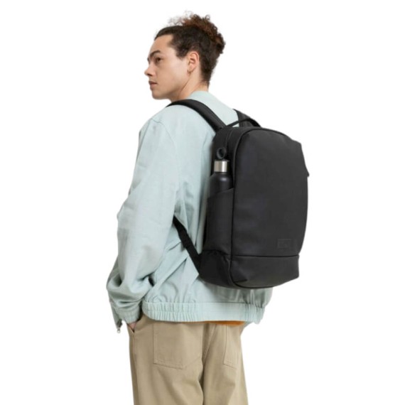 Mochila EASTPAK para Portátil 16” Tecum F CNNCT F MatBlac | Ref. 267.BE91F5