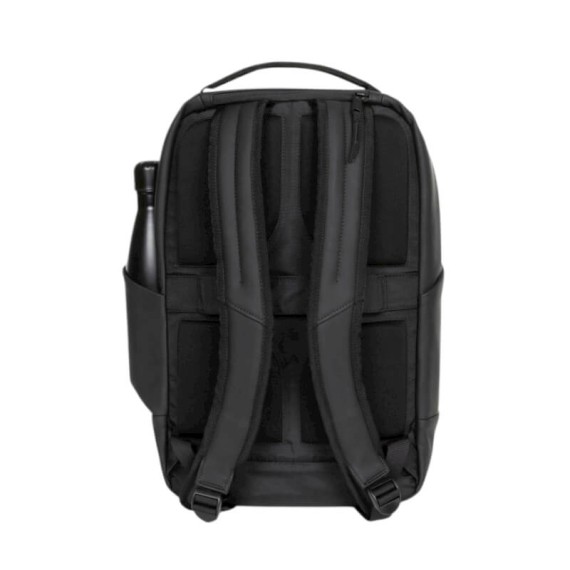 Mochila EASTPAK para Portátil 16” Tecum F CNNCT F MatBlac | Ref. 267.BE91F5