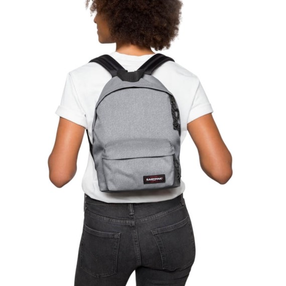 Mochila Pequena EASTPAK Orbit XS Sunday Grey | Ref. 267.043363 Mochila Pequena EASTPAK Orbit XS Sunday Grey | Ref. 267.043363