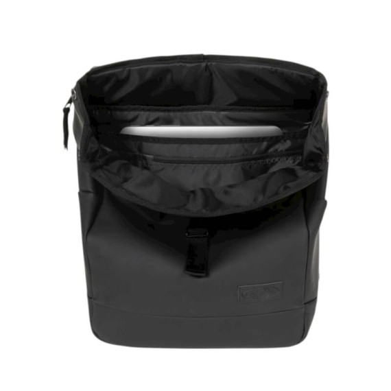Mochila para Portátil 16” EASTPAK Yarin CNNCT F Matte Black | Ref. 267.BJH1F5