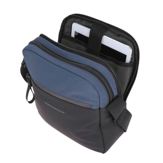 Bolsa de Tiracolo para Tablet 2C PEPE JEANS Sail Up Azul | Ref. 186.7175742 Bolsa de Tiracolo para Tablet 2C PEPE JEANS Sail Up Azul | Ref. 186.7175742