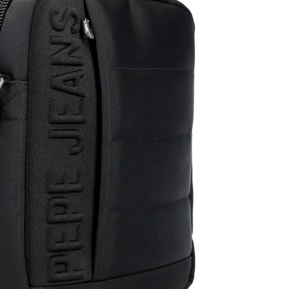 Mochila para Portátil 13.3" 2C Adapt. PEPE JEANS Ancor Preta | Ref. 186.7012142 Mochila para Portátil 13.3" 2C Adapt. PEPE JEANS Ancor Preta | Ref. 186.7012142