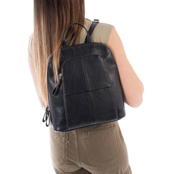 Mochila de Senhora c/ Bolso Frontal MATTIES Serie Mochilas Preta | Ref. 132.2244920