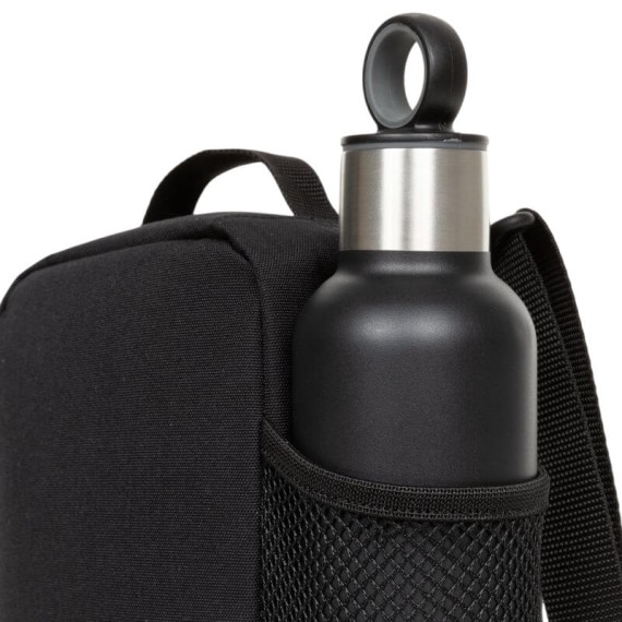 Lancheira Térmica EASTPAK The Lunch One Black | Ref. 267.BME008 Lancheira Térmica EASTPAK The Lunch One Black | Ref. 267.BME008