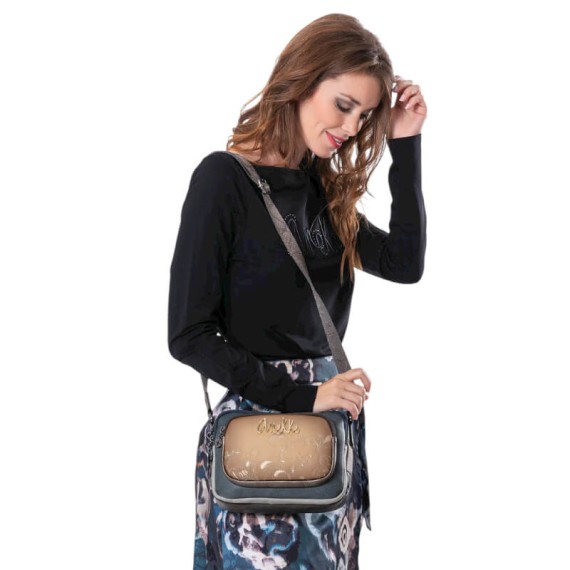 ANEKKE Bolsa de Tiracolo 2C c/ Bolso Frontal Manifesto Castanha | Ref. 280.41713-183