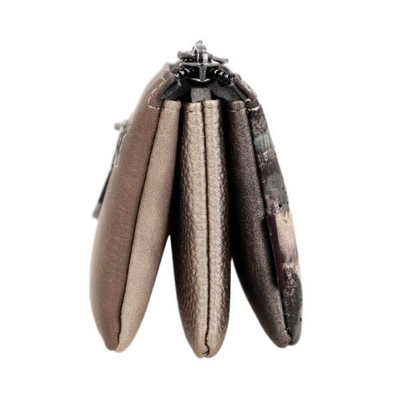 ANEKKE Porta-Moedas Triplo Manifesto Taupe | Ref. 280.41719-010