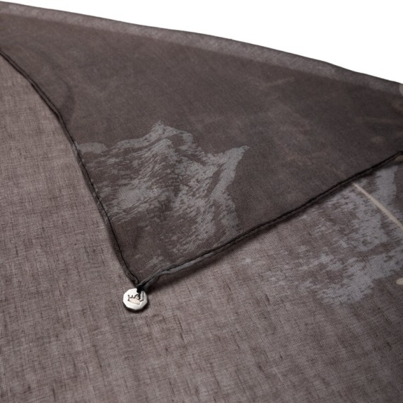 ANEKKE Lenço Retangular Estampado Manifesto Castanho | Ref. 280.41470-042