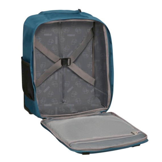 AT Mochila de Cabine c/ Rodas SM Ryanair/Vueling Azul Marinho | Ref. 92.158733-0528 AT Mochila de Cabine c/ Rodas SM Ryanair/Vueling Azul Marinho | Ref. 92.158733-0528