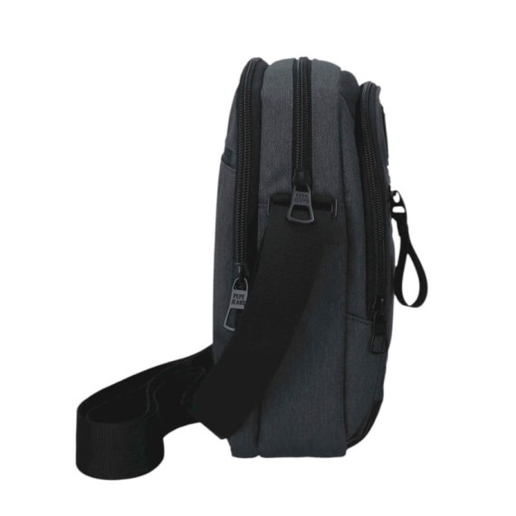 Bolsa de Tiracolo p/ Tablet 2C PEPE JEANS Whitton Preta | Ref. 186.7325741 Bolsa de Tiracolo p/ Tablet 2C PEPE JEANS Whitton Preta | Ref. 186.7325741