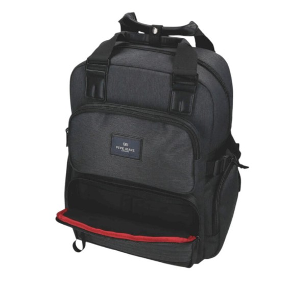 Mochila p/ Portátil 15” Adap. PEPE JEANS Whitton Preta | Ref. 186.7322241 Mochila p/ Portátil 15” Adap. PEPE JEANS Whitton Preta | Ref. 186.7322241