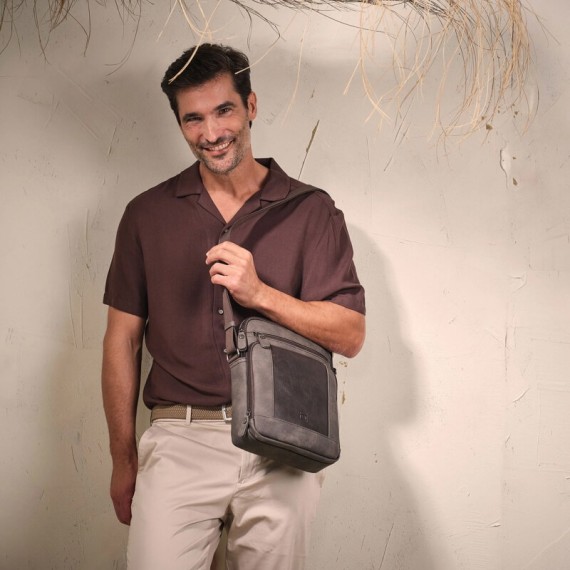 Bolsa de Tiracolo c/ Asa de Mão MATTIES Canvas Castanha | Ref. 132.4016480