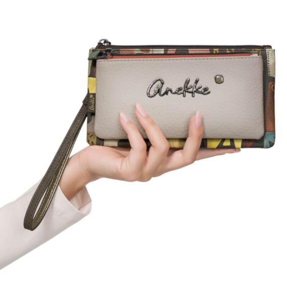 ANEKKE Carteira / Bolsa de Mão Amphora Castanha | Ref. 280.42719-023