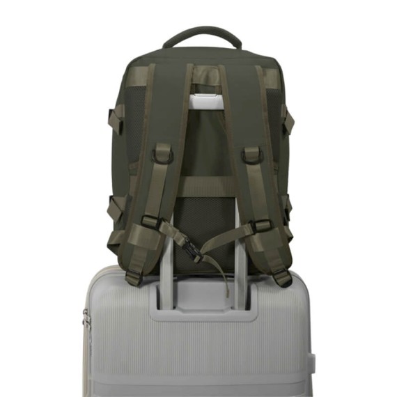 BENZI Mochila Ryanair/Vueling/Wizz 40x30x20cm Verde Seco | Ref. 288.BZ5897V