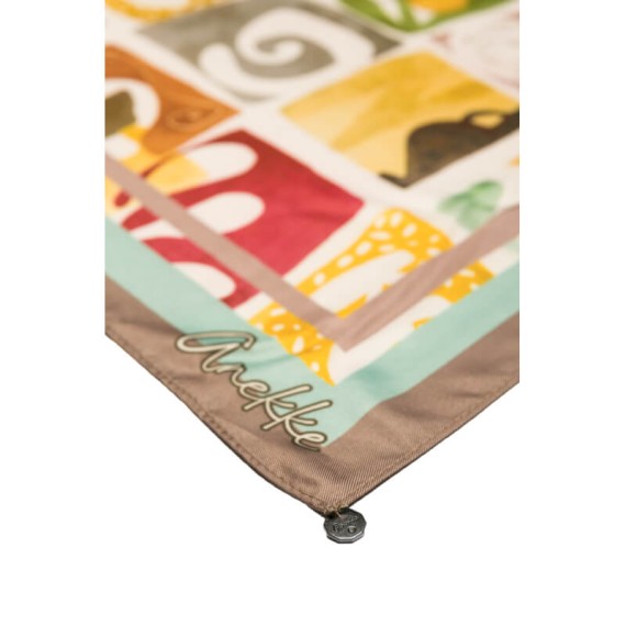 ANEKKE Lenço Quadrado Estampado Amphora Castanho / Azul | Ref. 280.42470-312